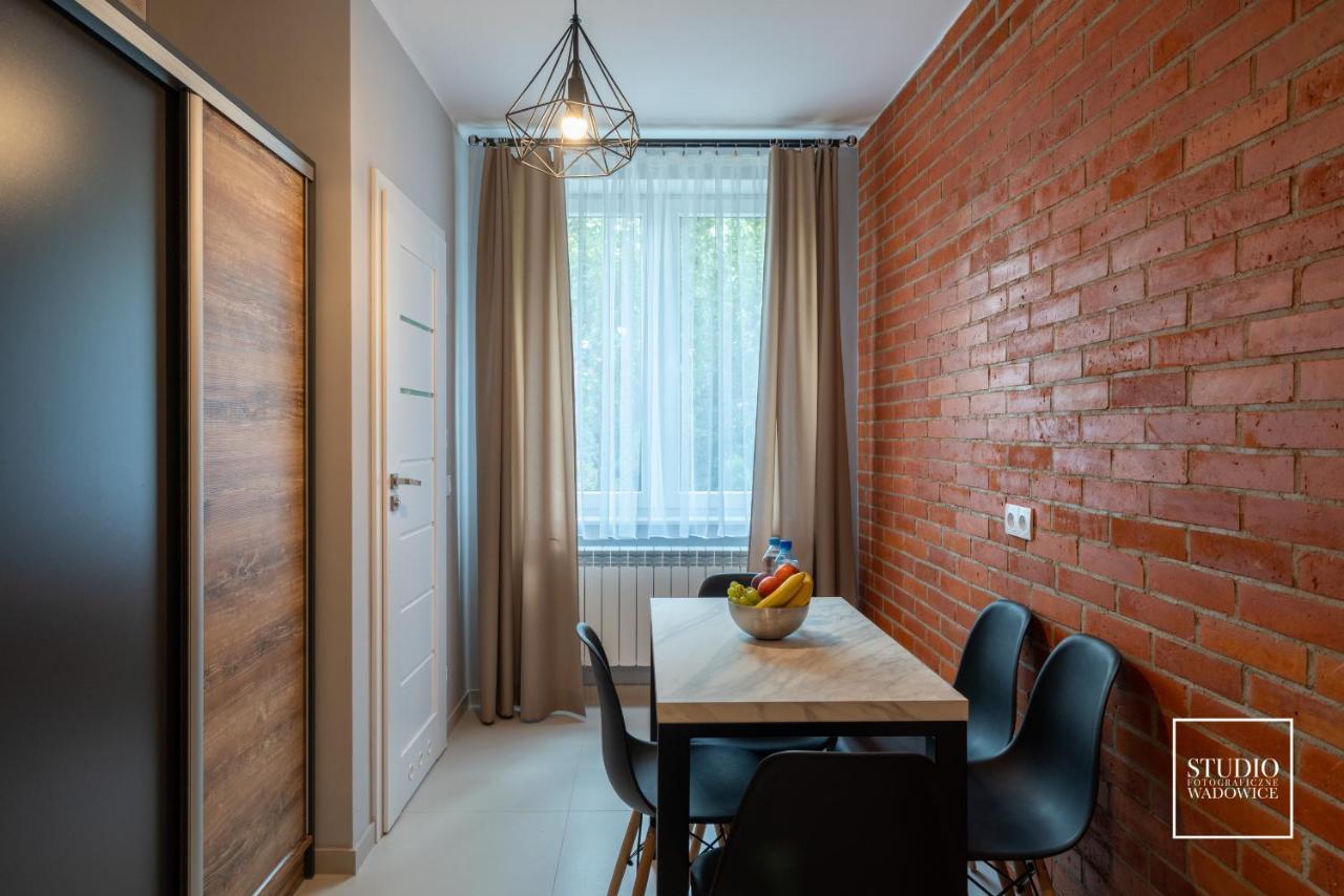 Modern Apartments In Centrum Wadowice Bagian luar foto